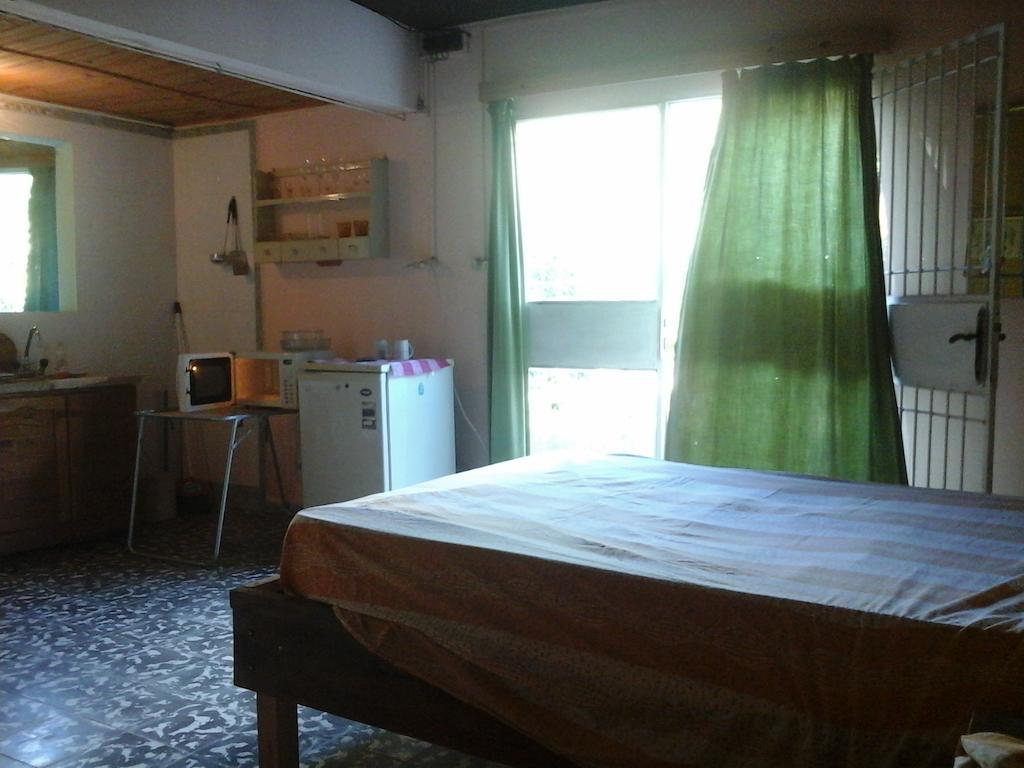 Carmelo Hostel Номер фото